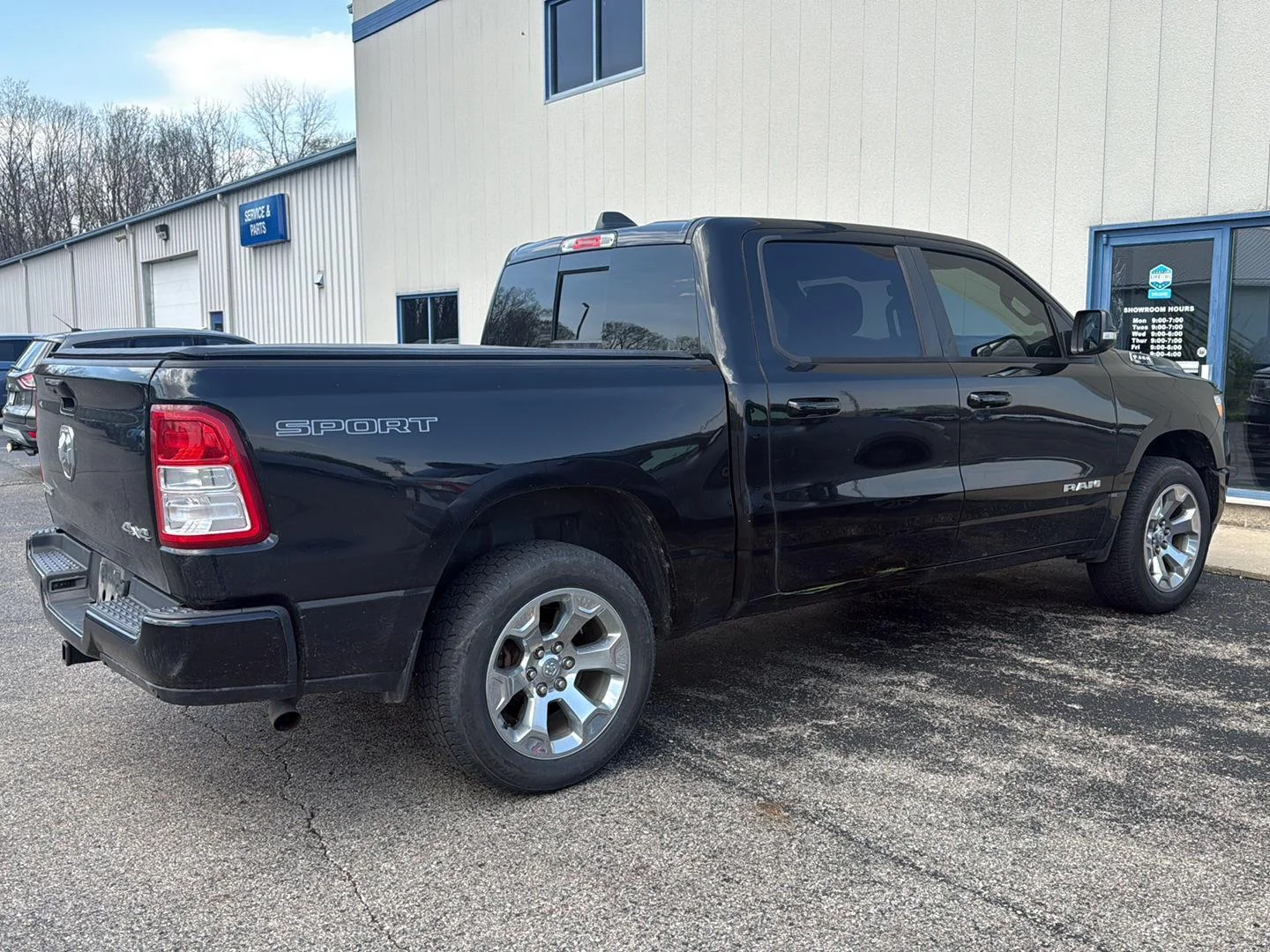Used 2020 Diamond Black Ram Big Horn image 16
