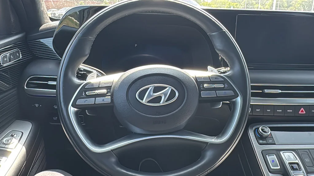 Used 2024 Gray Hyundai Calligraphy image 32
