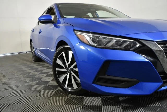 Used 2023 Blue Nissan SV image 3