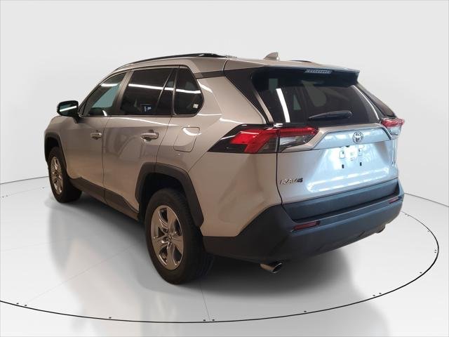Certified Used 2023 SILVER SKY METALLIC Toyota  image 5