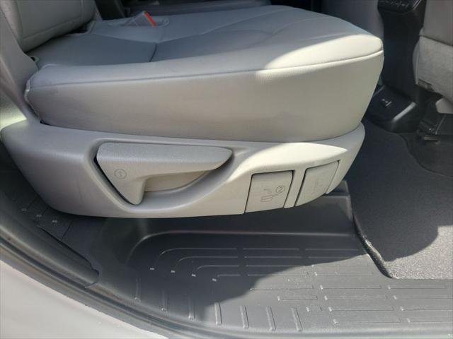 Certified Used 2024 WIND CHILL PEARL Toyota  image 44