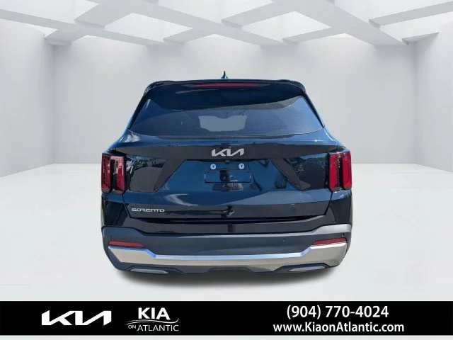 Certified Used 2025 Black Kia SX image 4