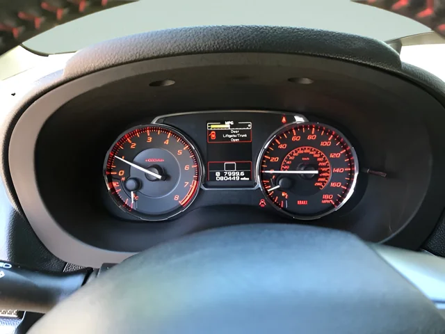 Used 2017 Silver Subaru Limited image 18