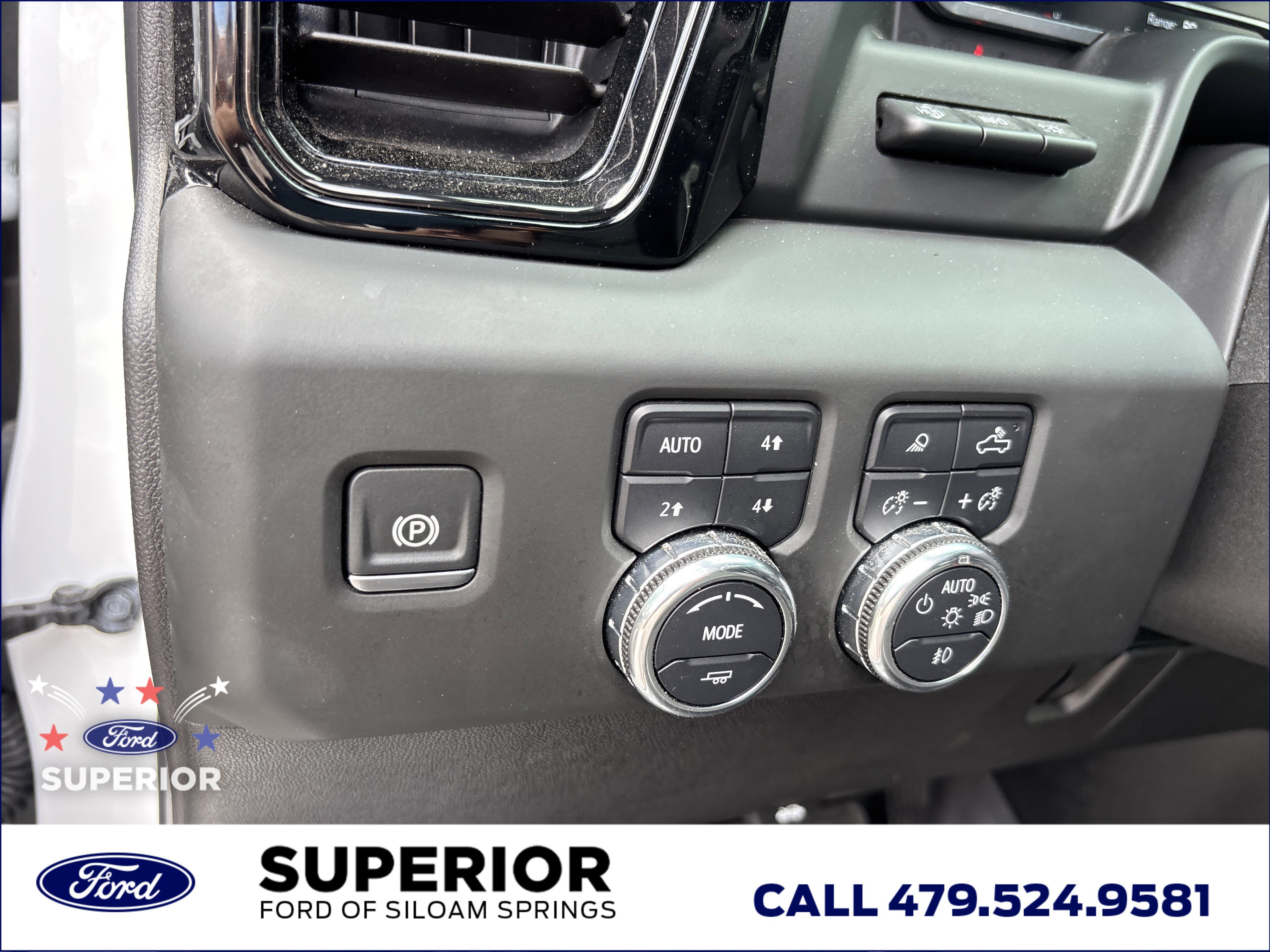Used 2024 Summit White GMC AT4X Crew Cab 4WD image 32