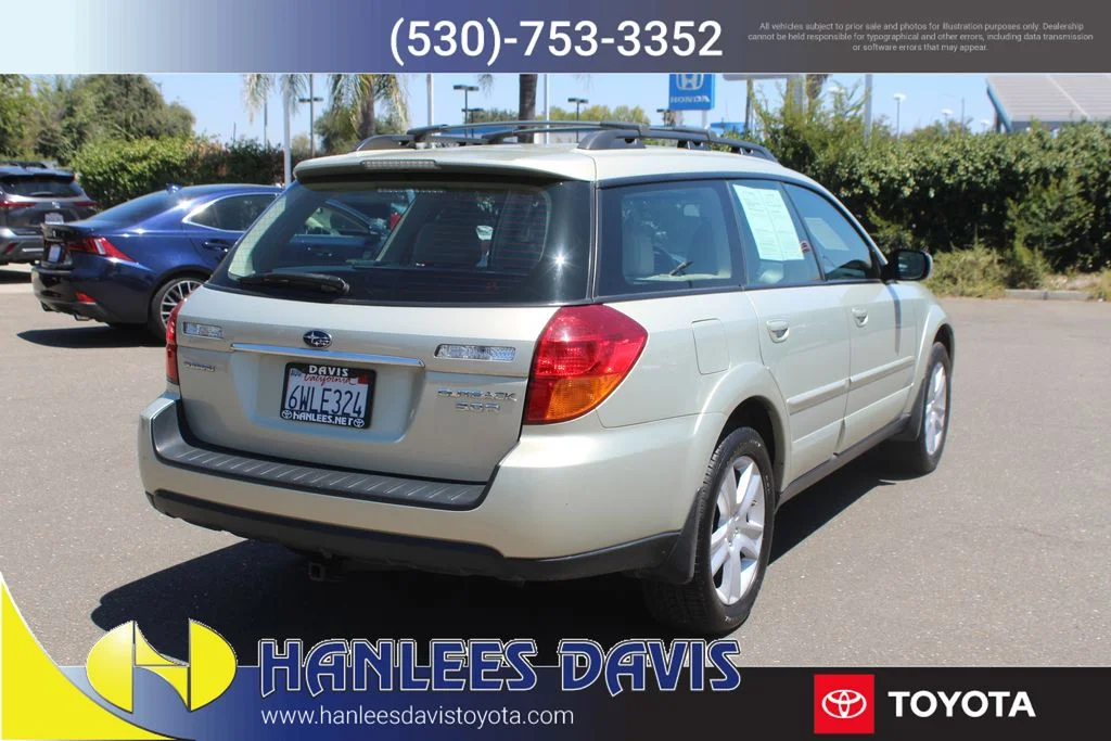 Used 2005  Subaru 3.0R image 7