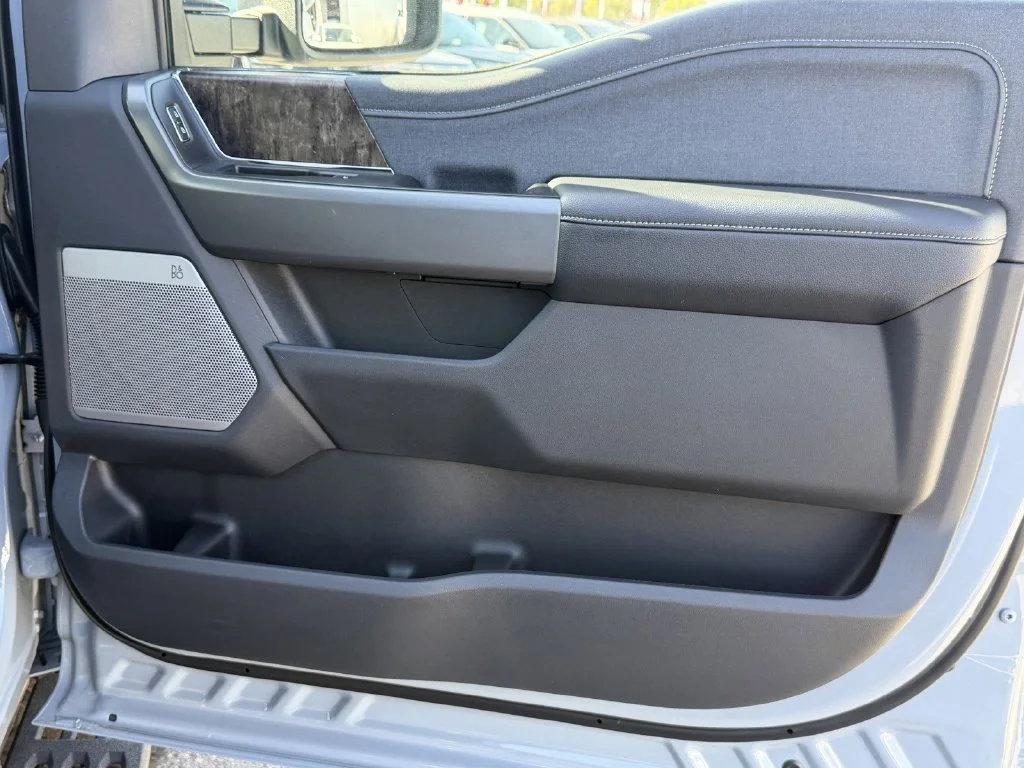 New 2026 Glacier Gray Metallic Tri-Coat Ford F-250® Lariat® image 7