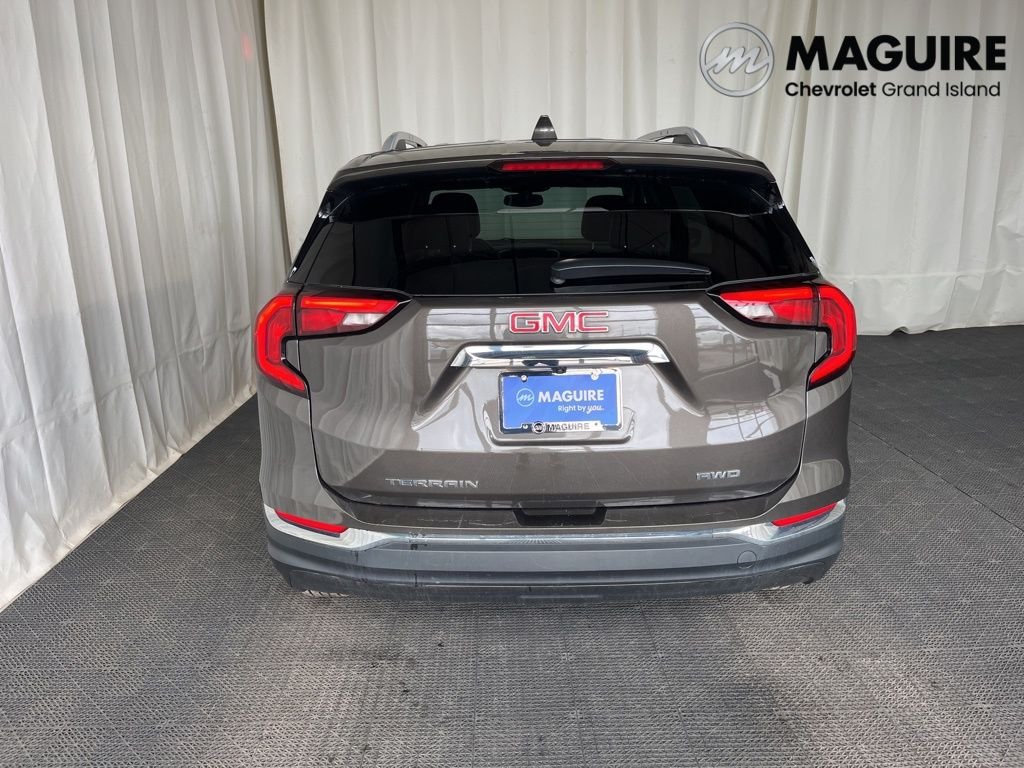 Used 2019 Gray GMC SLT image 27