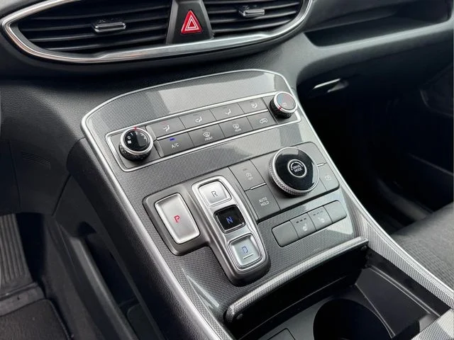 Used 2022 Gray Hyundai SEL image 22
