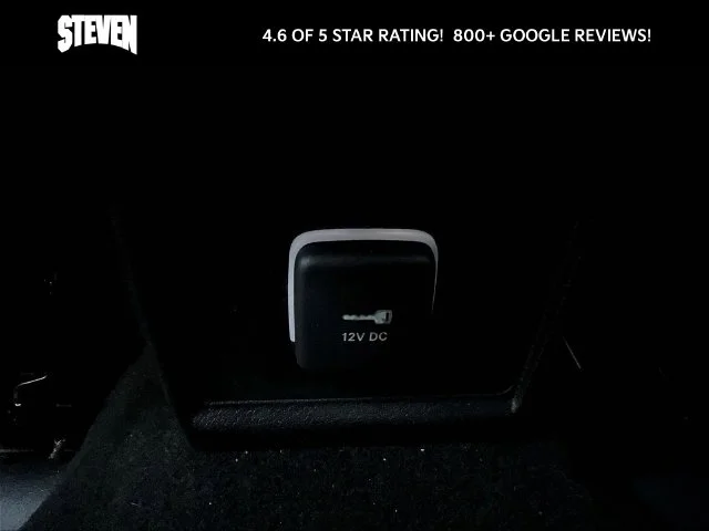Used 2024 Silver Jeep Latitude image 12