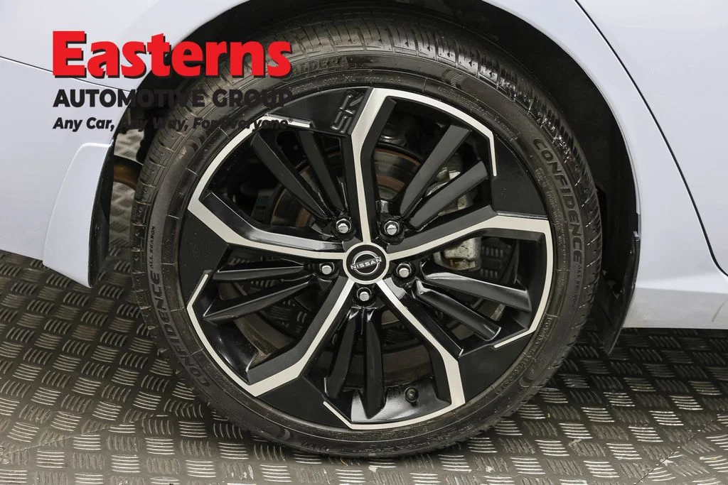 Used 2023 Gray Nissan 2.5 SR image 30