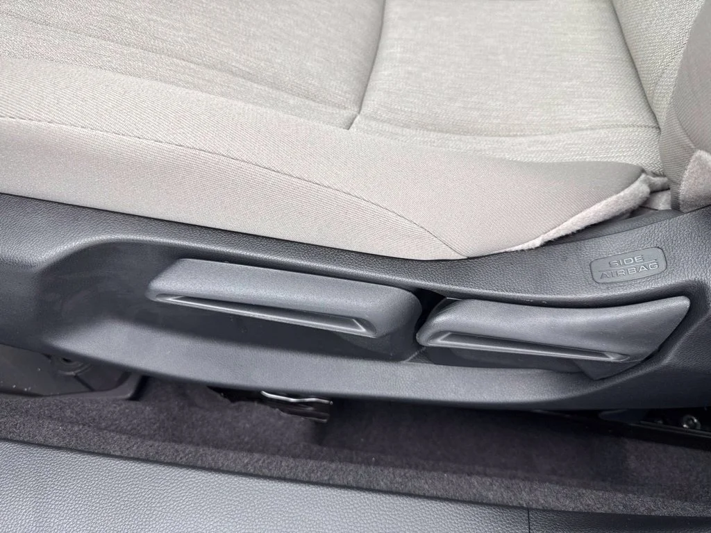 New 2026 Meteorite Gray Metallic Honda LX image 18