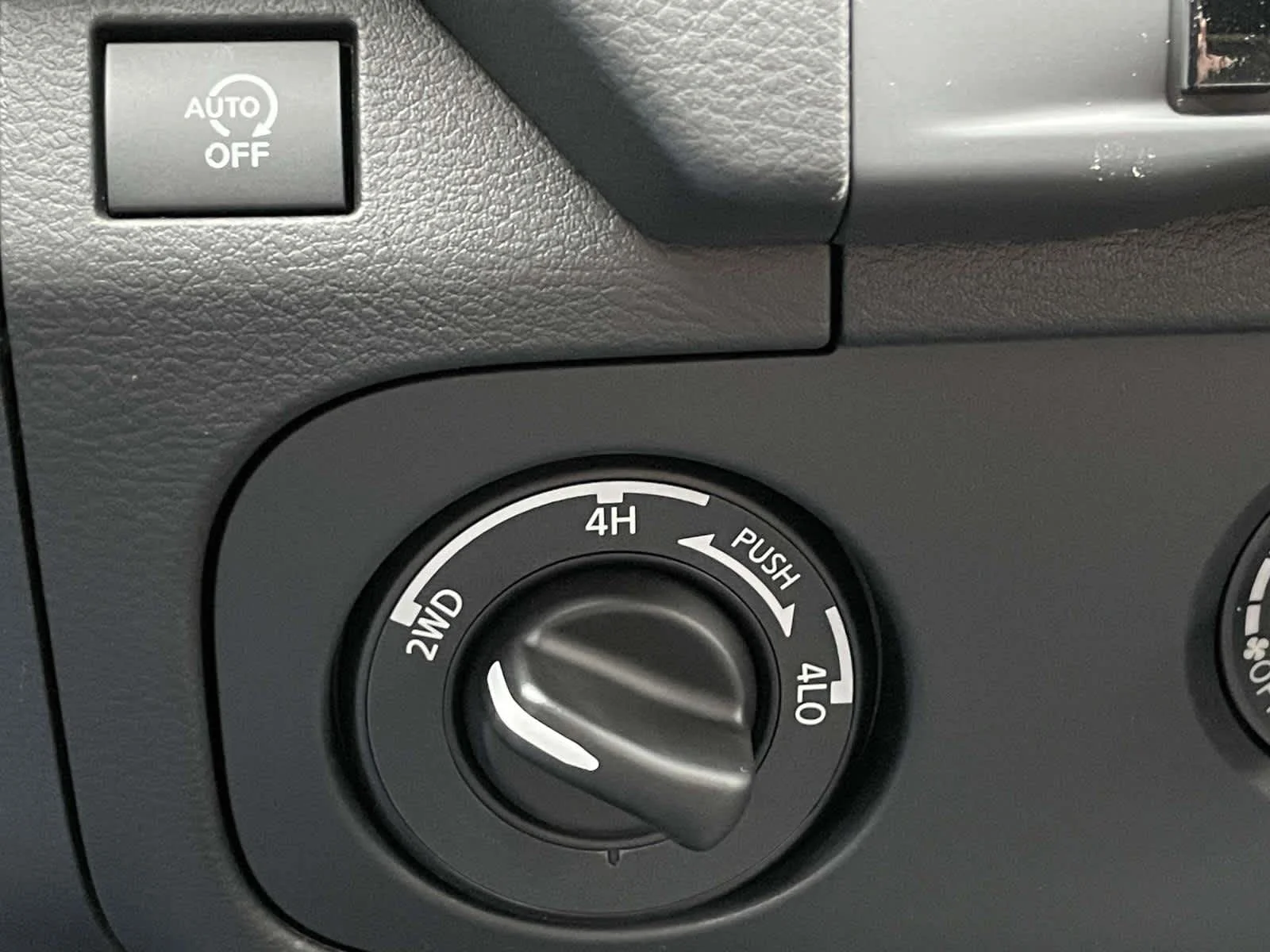 New 2026 Boulder Gray Pearl Nissan SV image 24