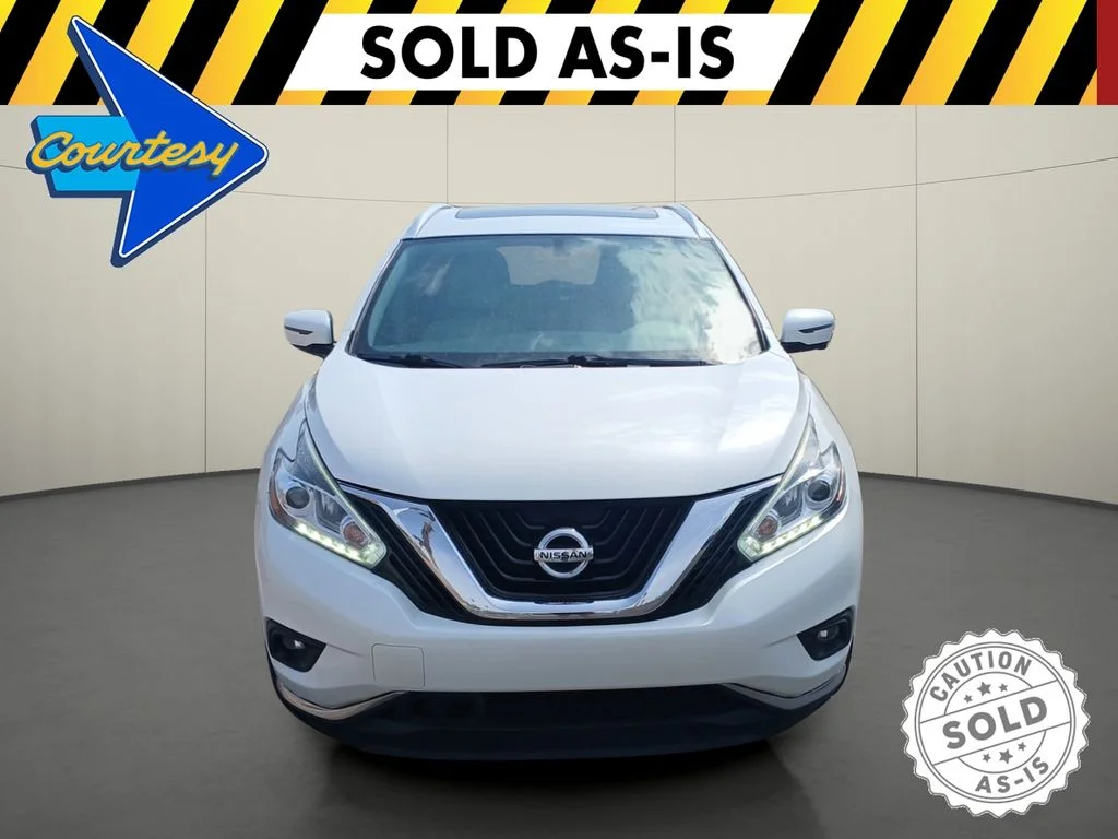 Used 2018 Pearl White Nissan Platinum image 2