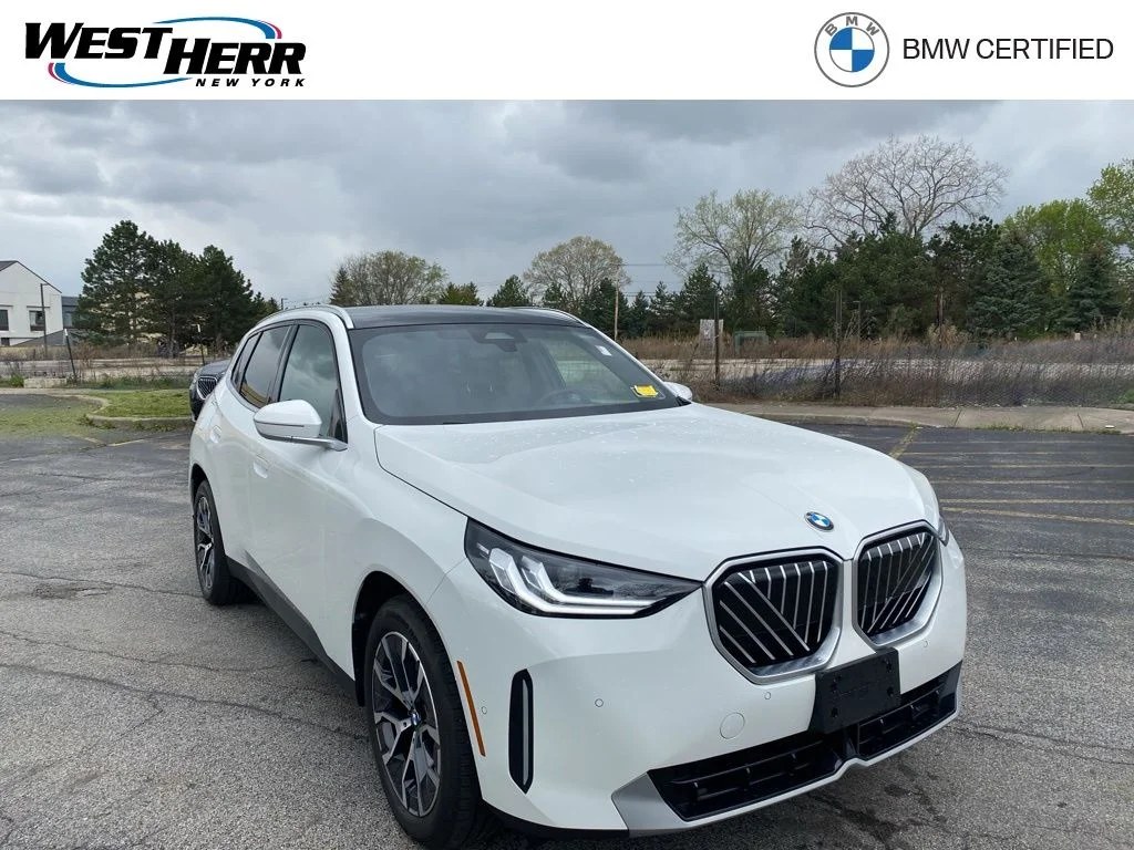 2025 BMW X3 30 XDRIVE's photo