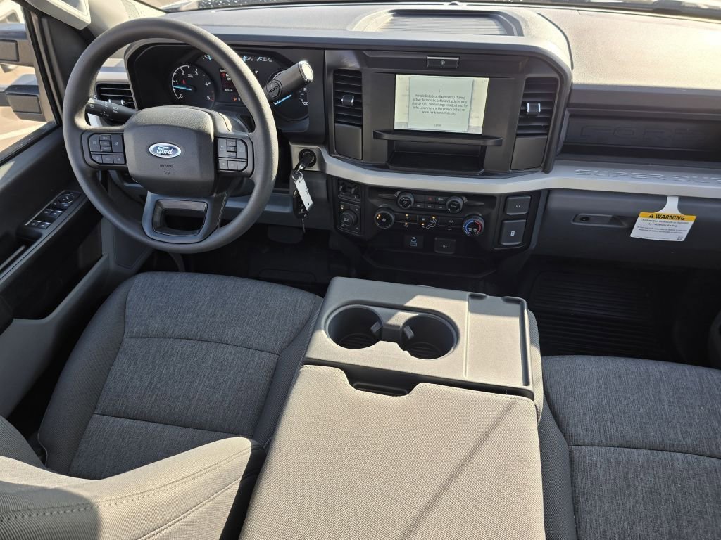 New 2026 Oxford White Ford XL image 31