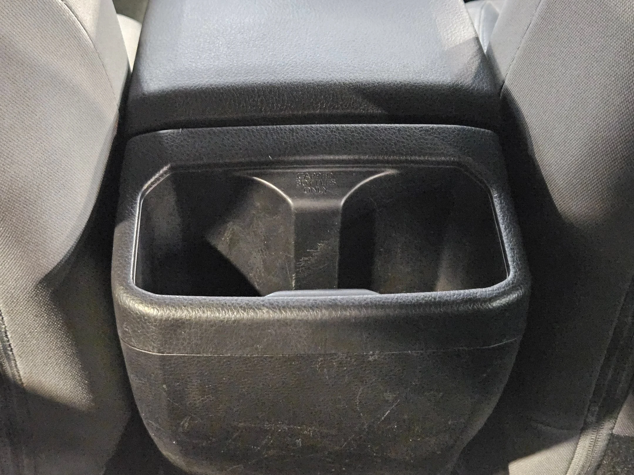Used 2023 Ice Cap Toyota SR5 image 28