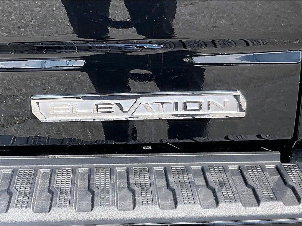 Used 2025 Black GMC Elevation image 27