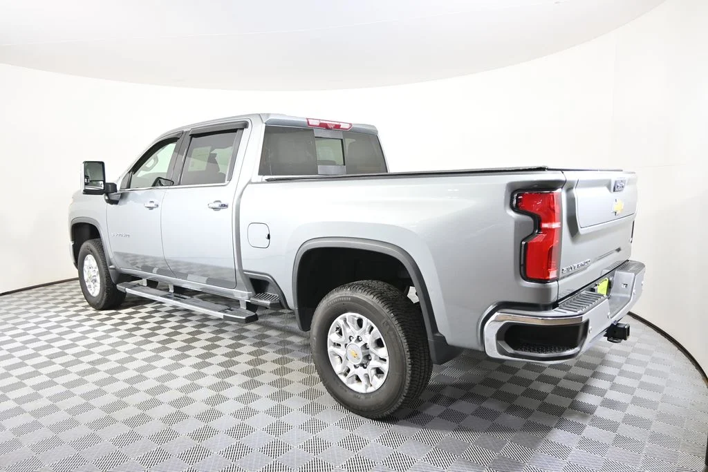 Used 2024 Gray Chevrolet LTZ image 4