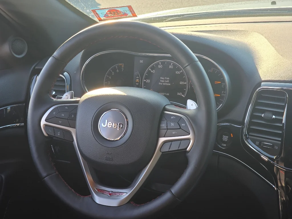 Used 2020 Billet Silver Metallic Clear Coat Jeep Trailhawk image 24