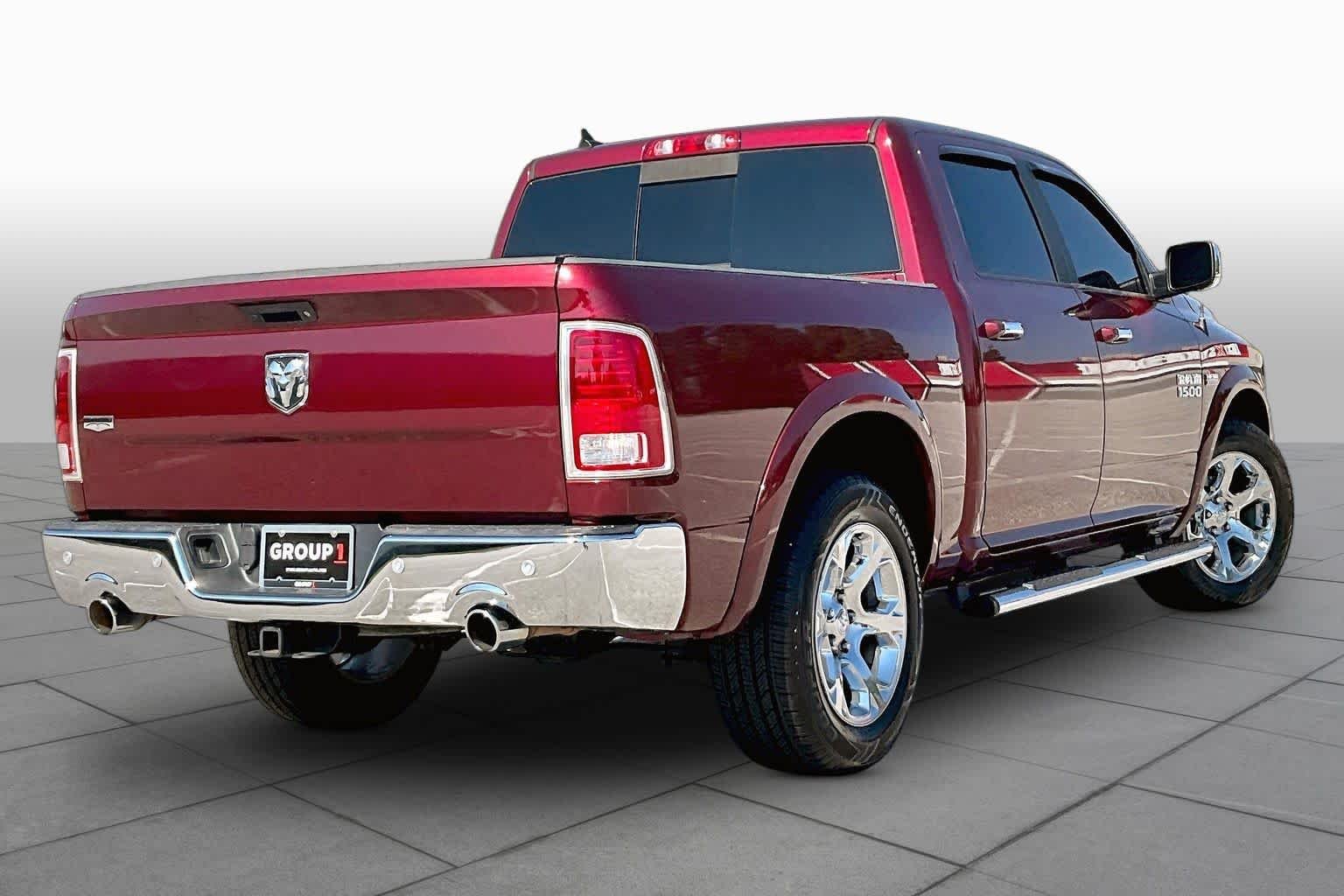 Used 2018 Delmonico Red Pearlcoat Ram Laramie image 13