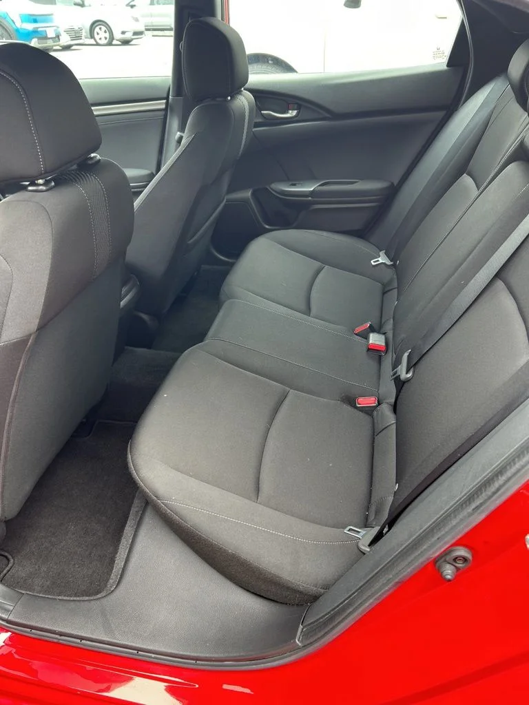 Used 2018 Red Honda EX image 17