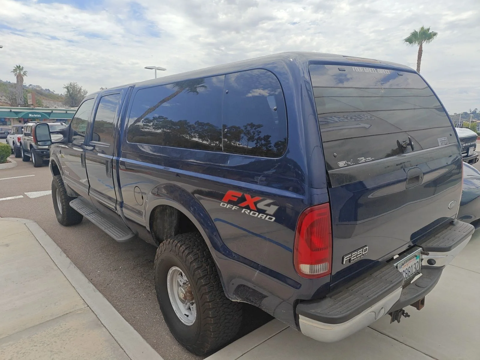 Used 2003 Blue Ford  image 4