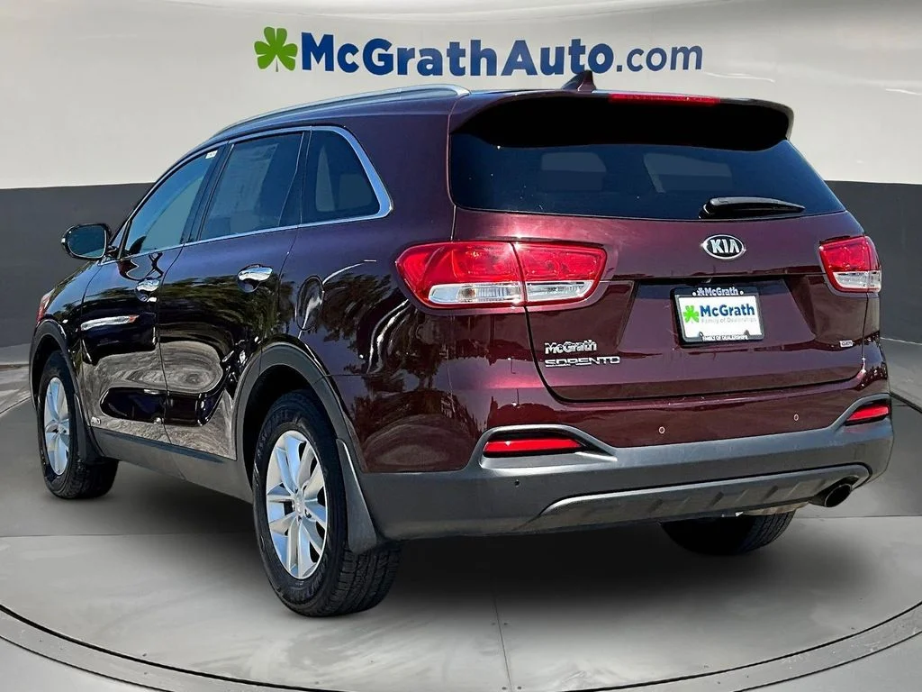 Certified Used 2017 Purple Kia LX image 5