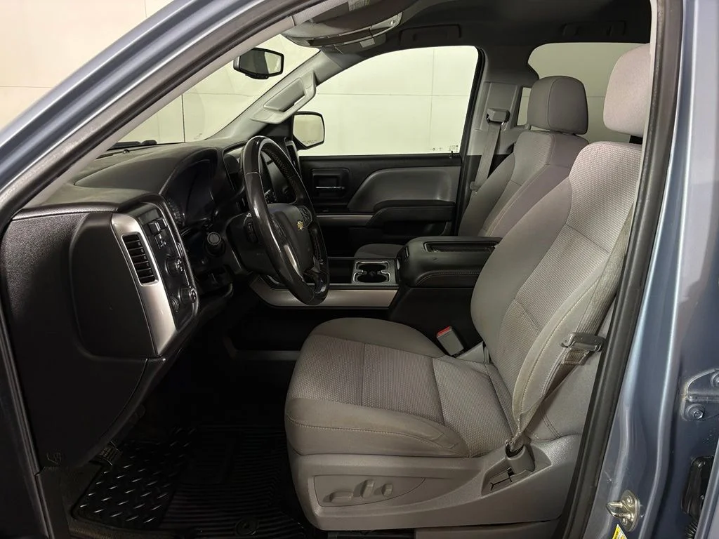 Used 2016 Gray Chevrolet LT image 19