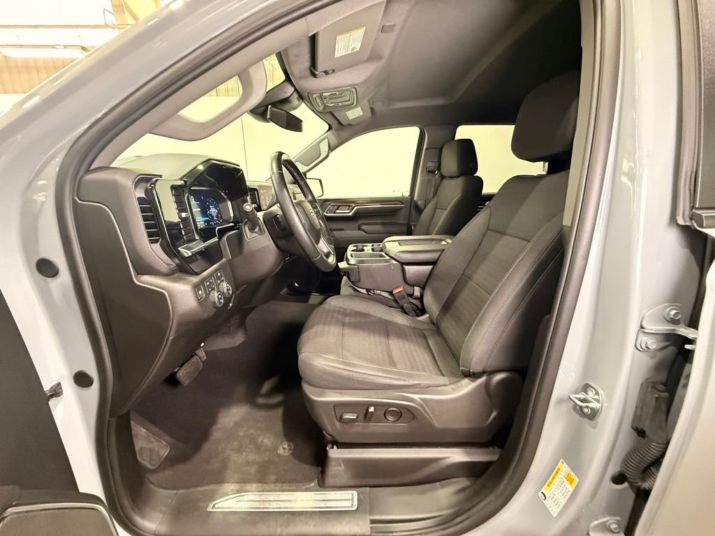 Used 2024 Gray Chevrolet RST image 15