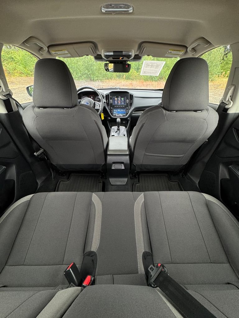 Used 2025 Crystal Black Silica Subaru Base image 13