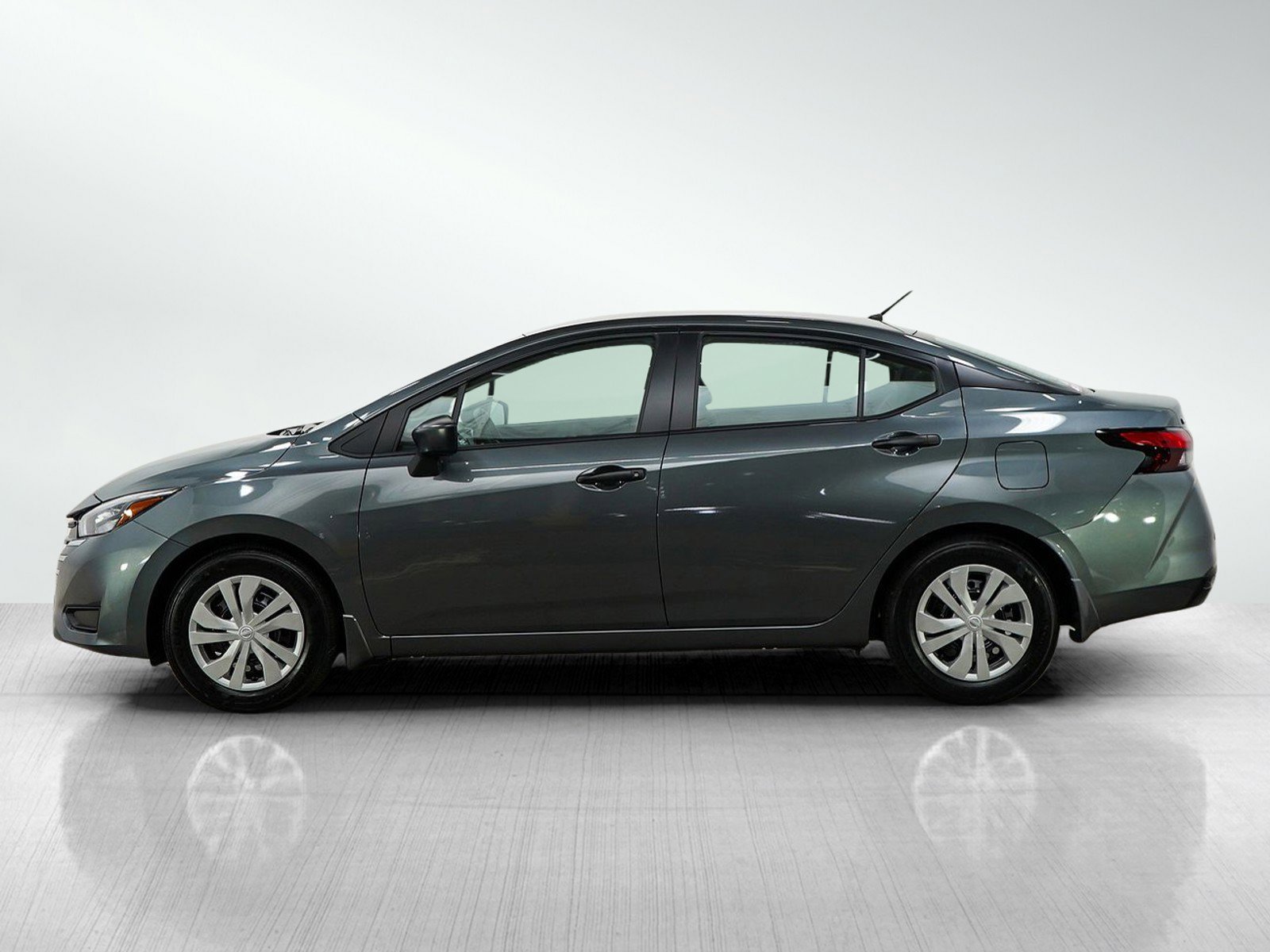 Used 2025 Nissan Versa Sedan S with VIN 3N1CN8DV5SL883668 for sale in Burnsville, Minnesota