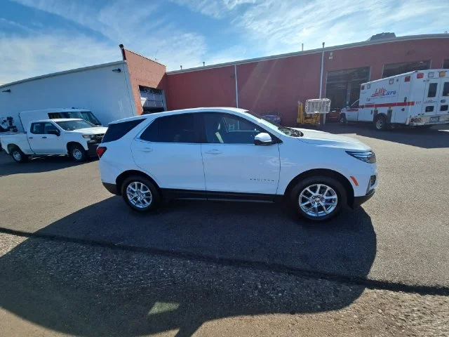 Used 2023 White Chevrolet LT image 3
