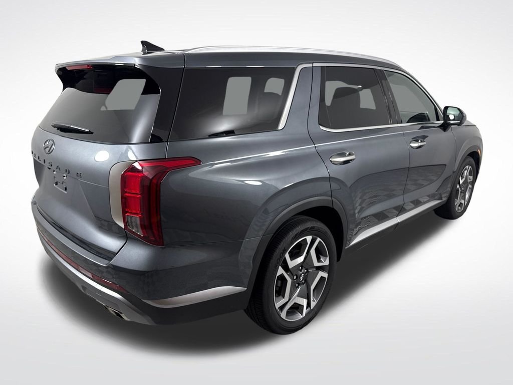 Certified Used 2025 Gray Hyundai SEL Premium image 3