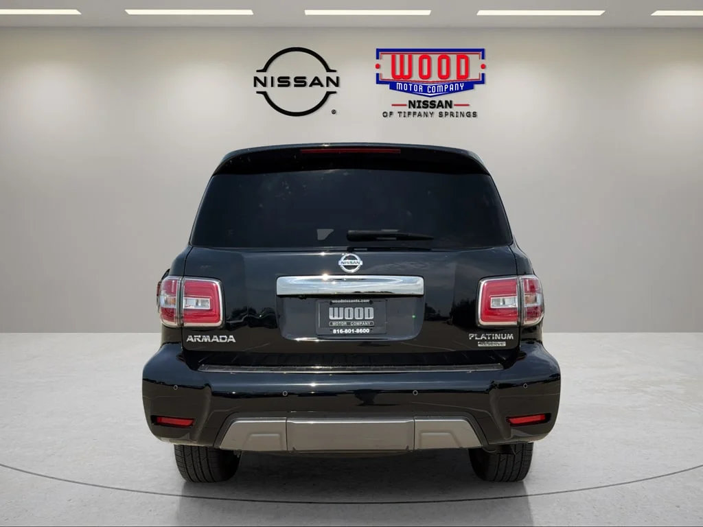 Certified Used 2020 Super Black Nissan Platinum image 3