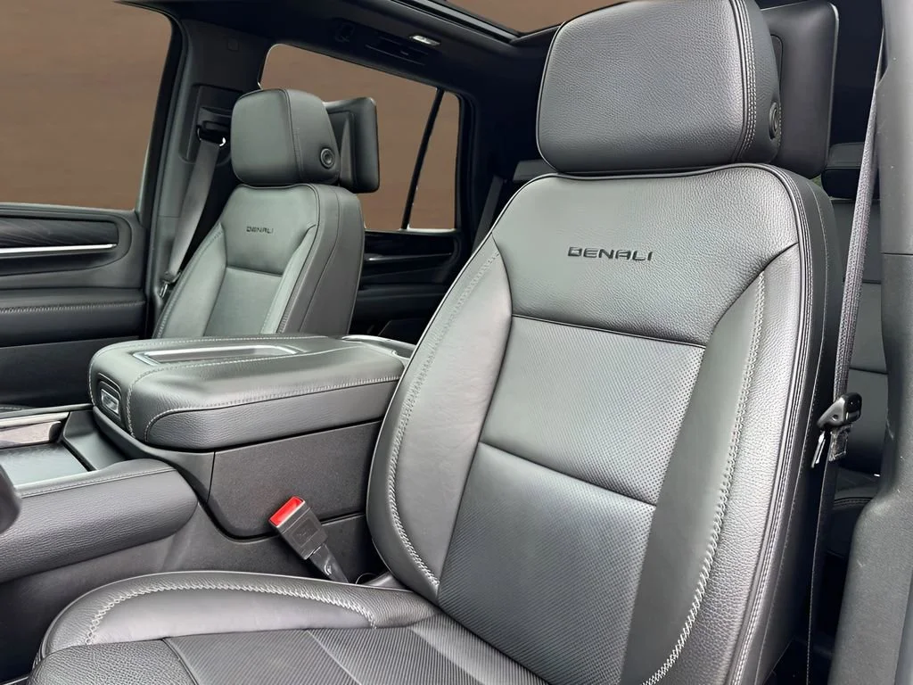 Used 2021 HUNTER METALLIC GMC Denali image 14