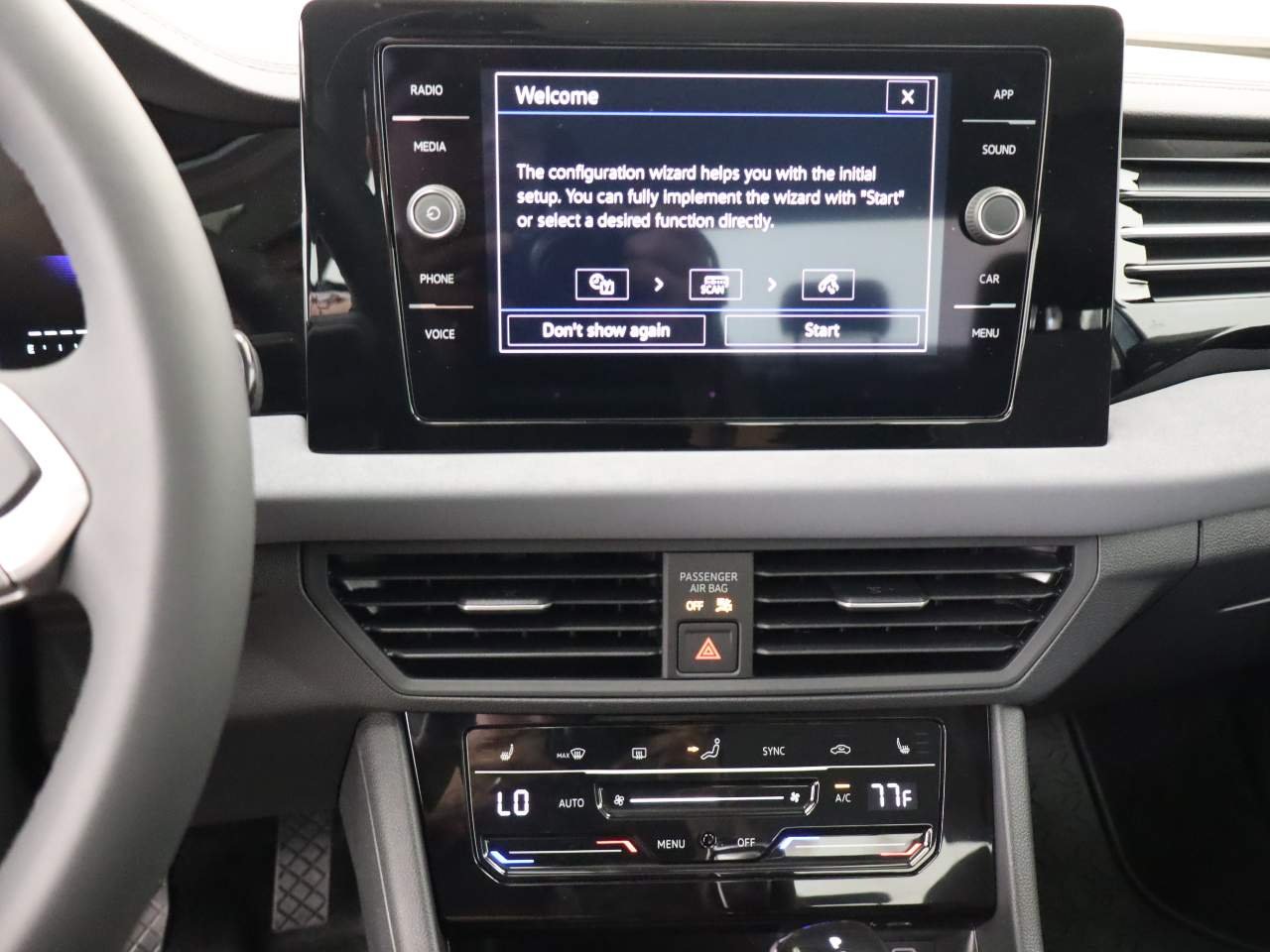 2026 Volkswagen Jetta SE - Photo 9