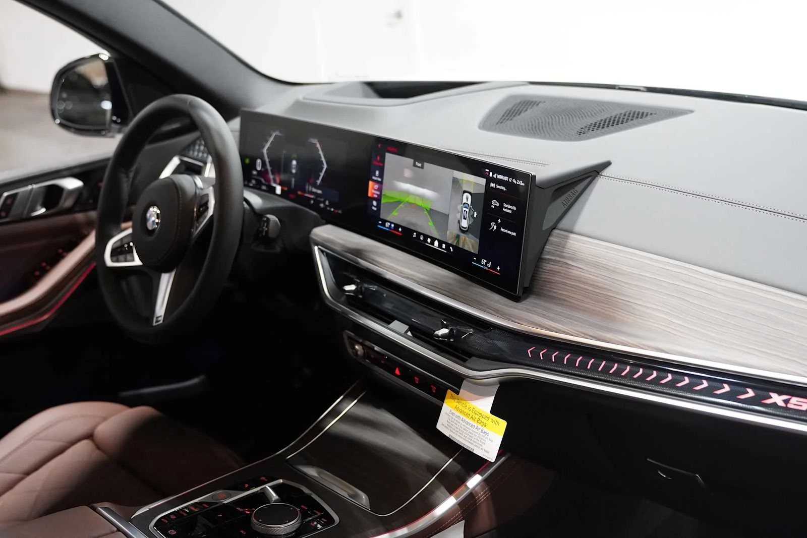 New 2026 Mineral White Metallic BMW xDrive40i image 14