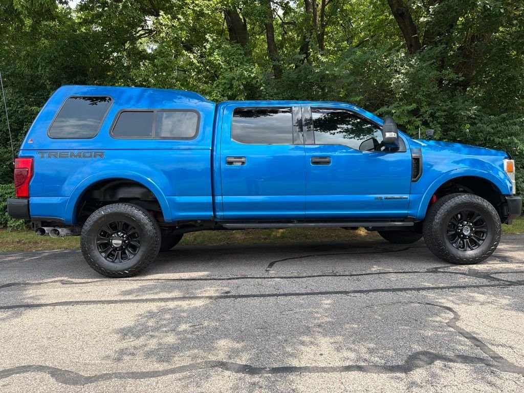 Used 2020 Blue Metallic Ford XLT image 45