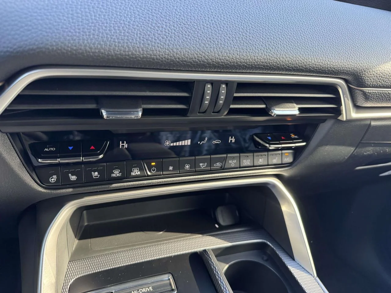 2026 Mazda CX-90 Premium Package - Photo 12