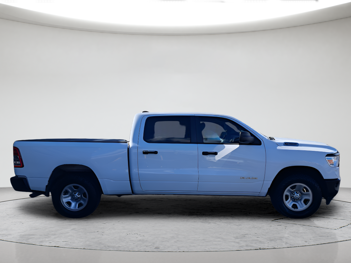 Used 2022 White Ram Tradesman image 2