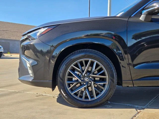 New 2026 Caviar Lexus PREMIUM AWD image 5