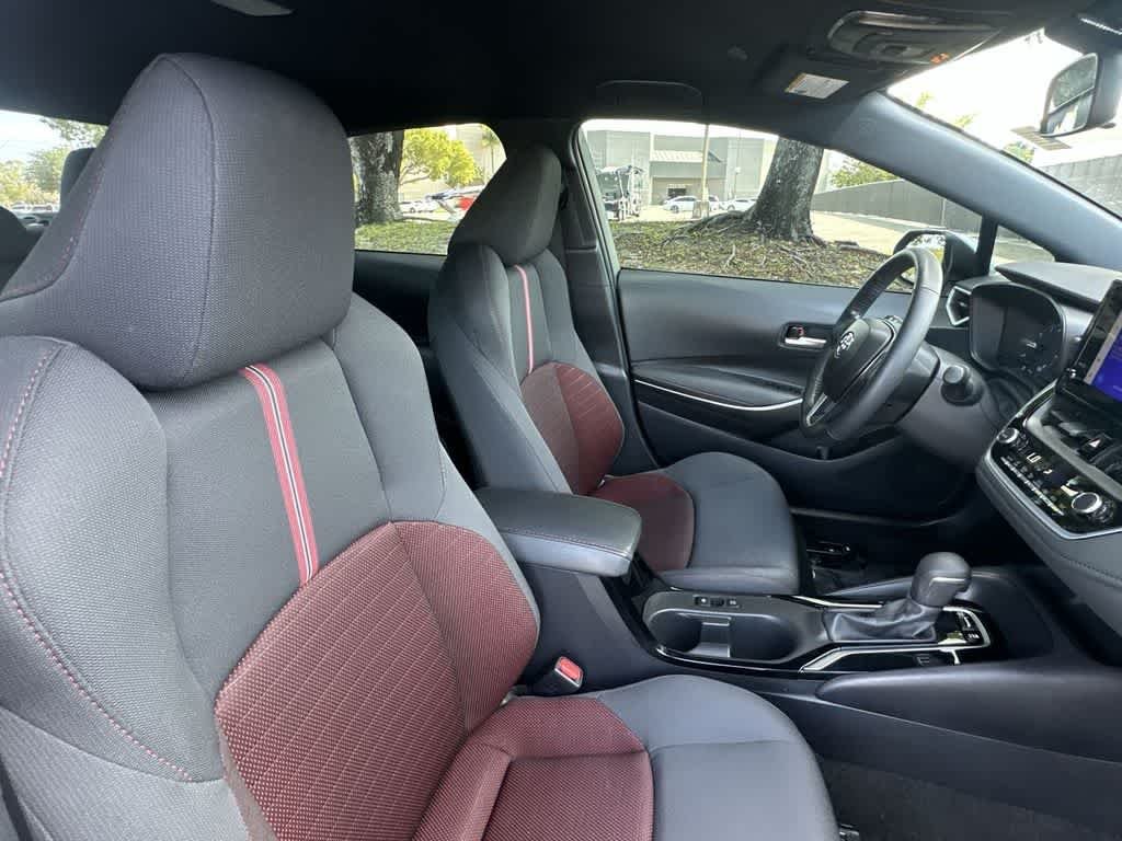 Used 2023 Wind Chill Pearl Toyota SE image 27