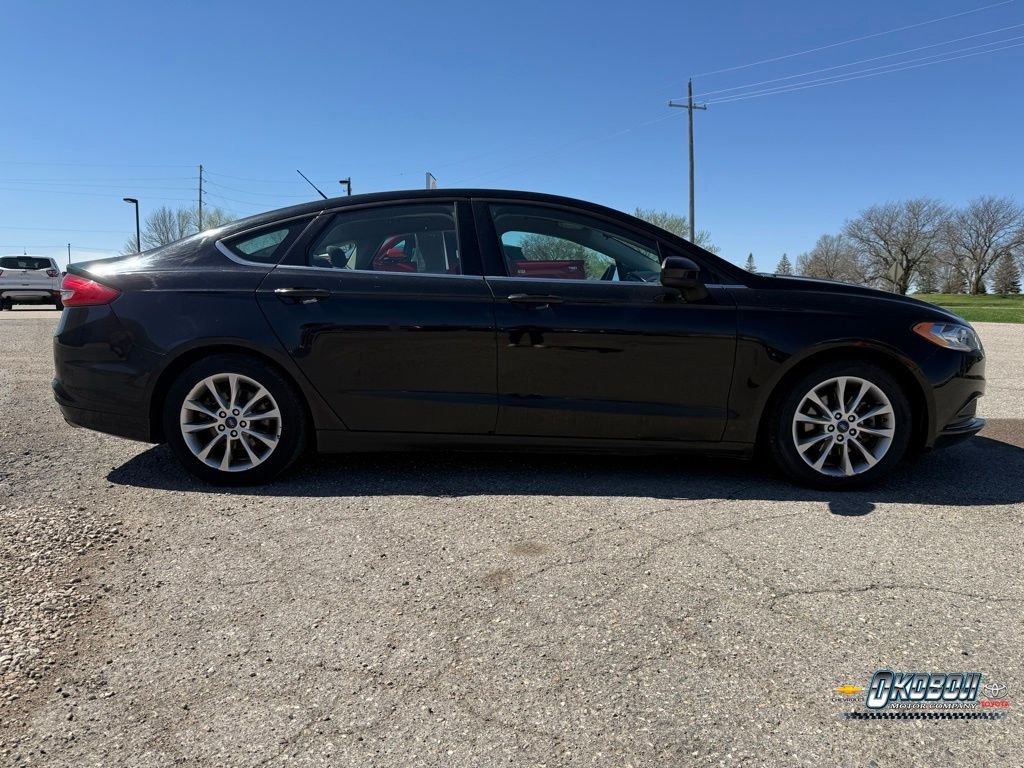 Used 2017 Ford Fusion SE with VIN 3FA6P0HD4HR247021 for sale in Spirit Lake, IA