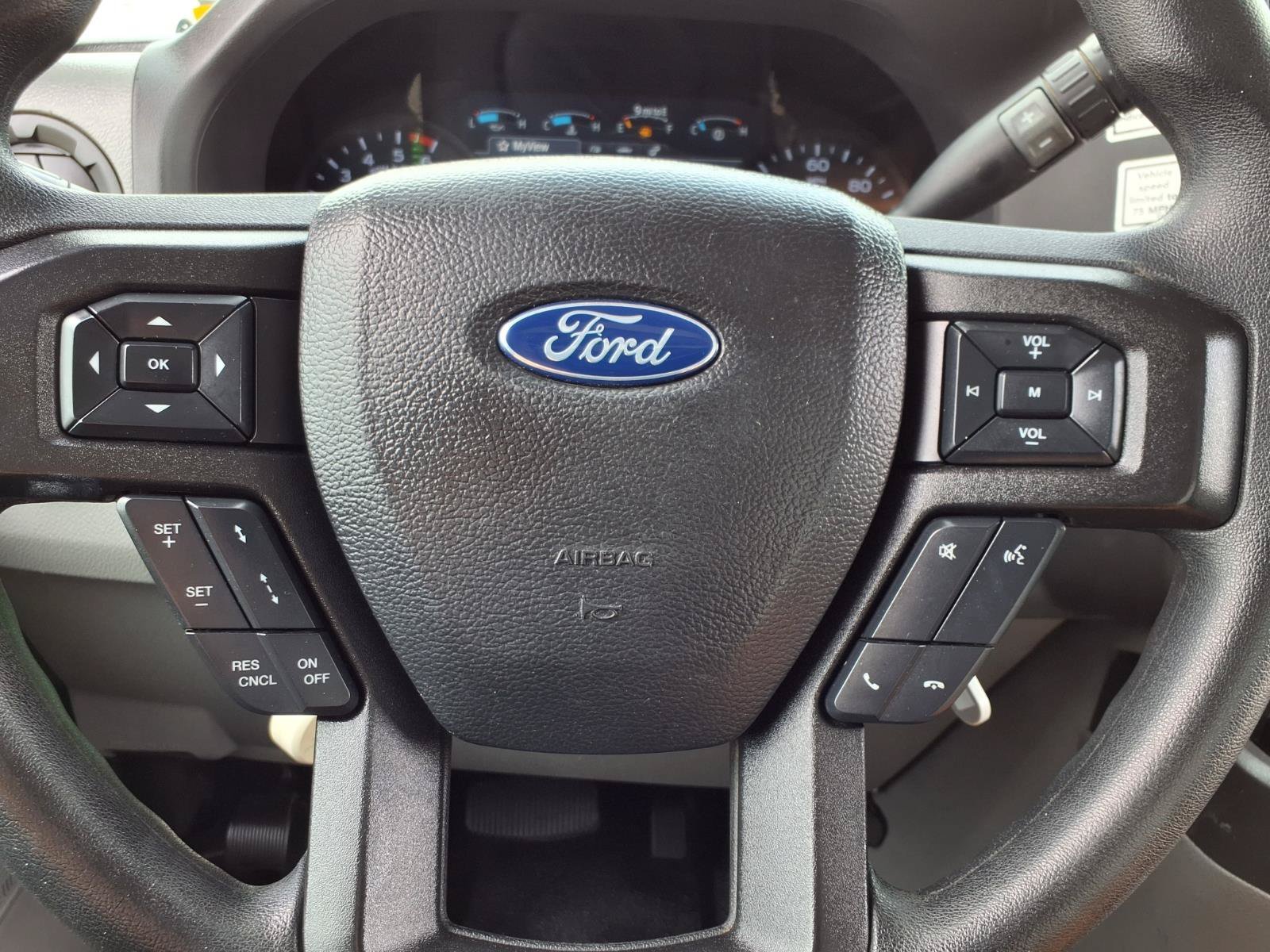 Certified Used 2022 Oxford White Ford Base image 13