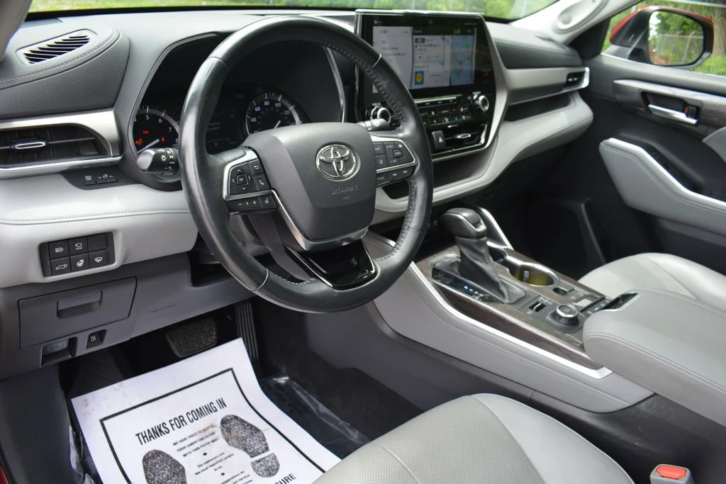 2020 Toyota Highlander Limited - Photo 12