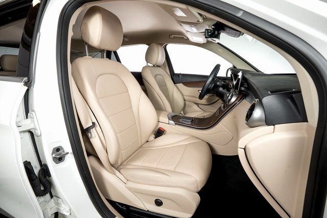 2022 Mercedes-Benz GLC GLC300 - Photo 47