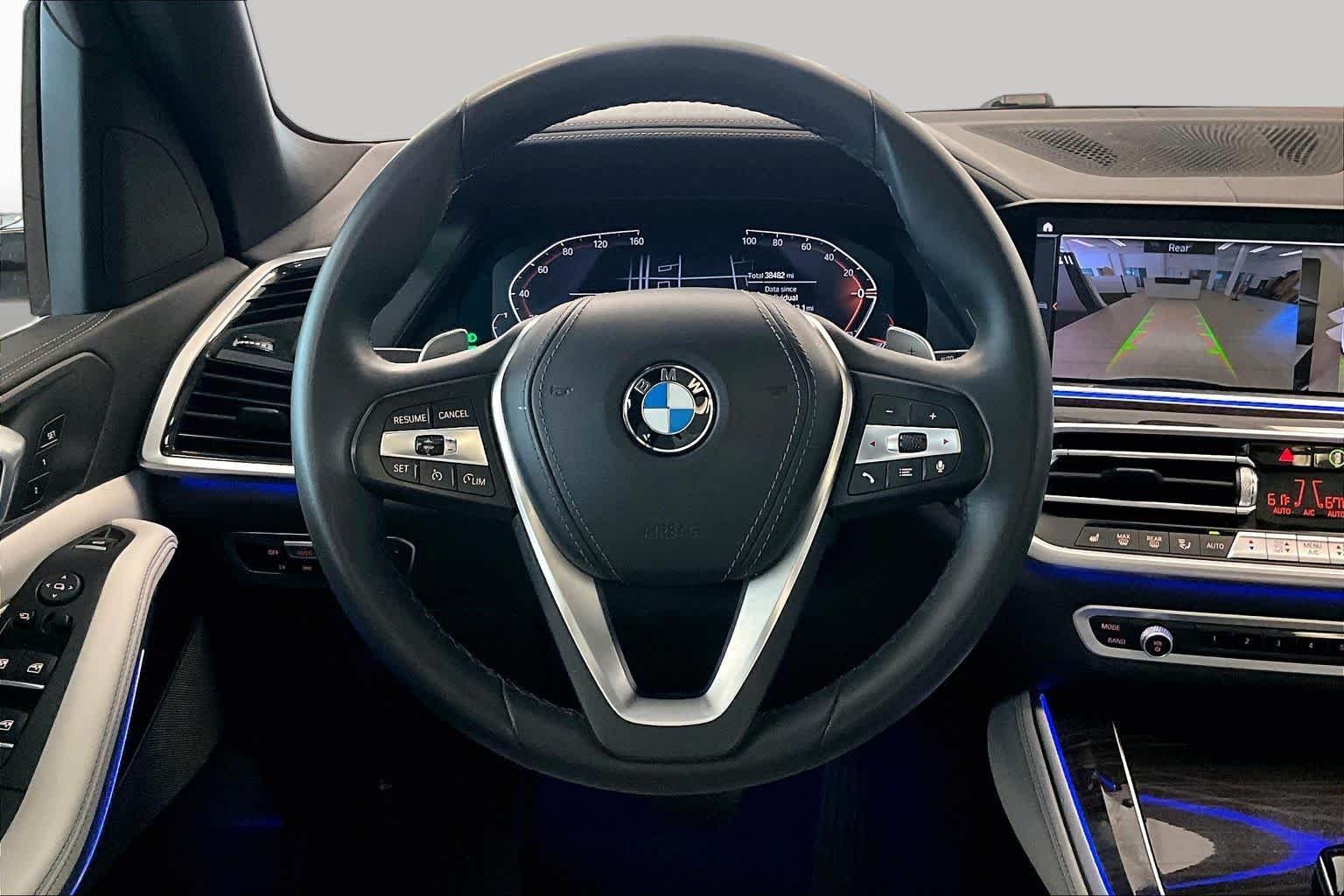 Used 2023 Alpine White BMW xDrive40i image 17