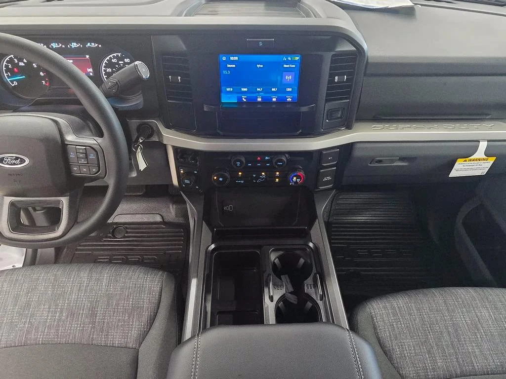 New 2026 Oxford White Ford F-250® XLT image 12