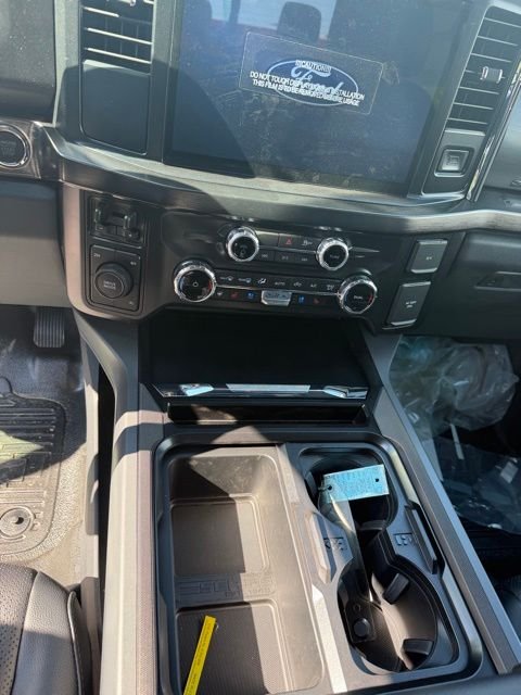 New 2026 Agate Black Metallic Ford F-450® LARIAT® image 23