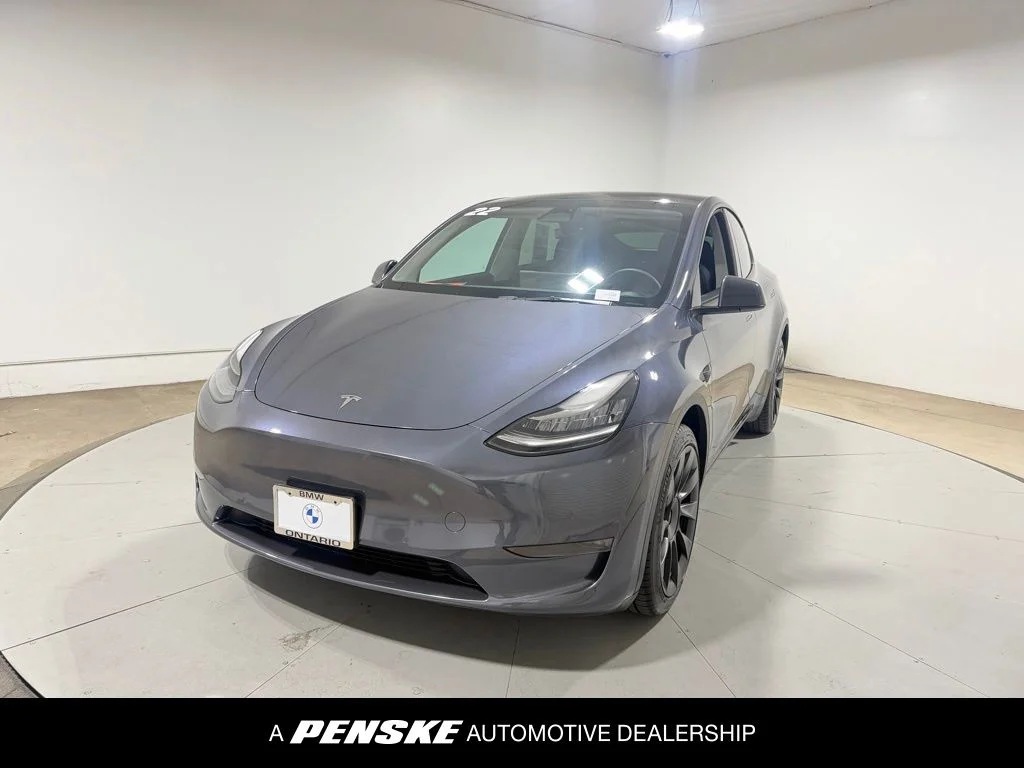 2022 Tesla Model Y Long Range Dual Motor All-Wheel Drive's photo